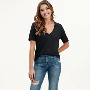 NWT Splendid Everly Slub V-Neck Tee Black